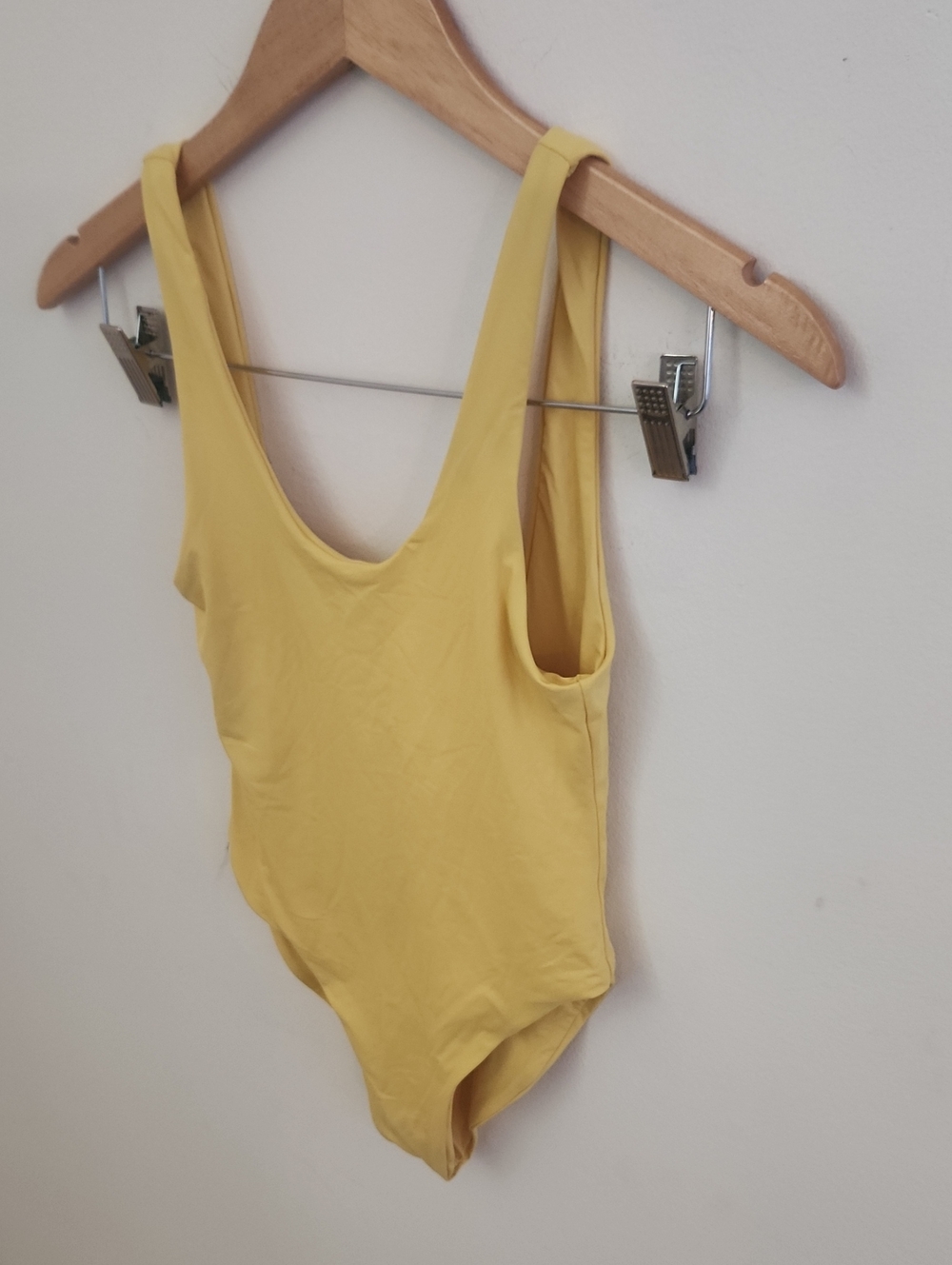 Toast Swim Yellow One-Piece Scoop Neck Swimsuit XS - Picture 2 of 6